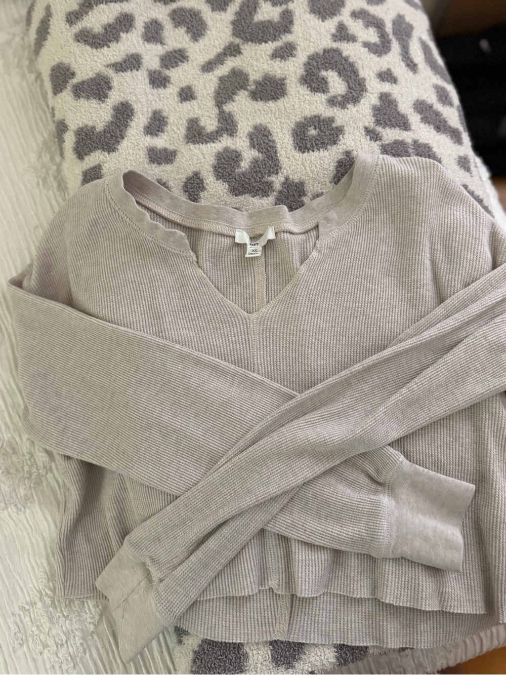 bp Lightweight Ribbed V-Neck Sweater - Taupe